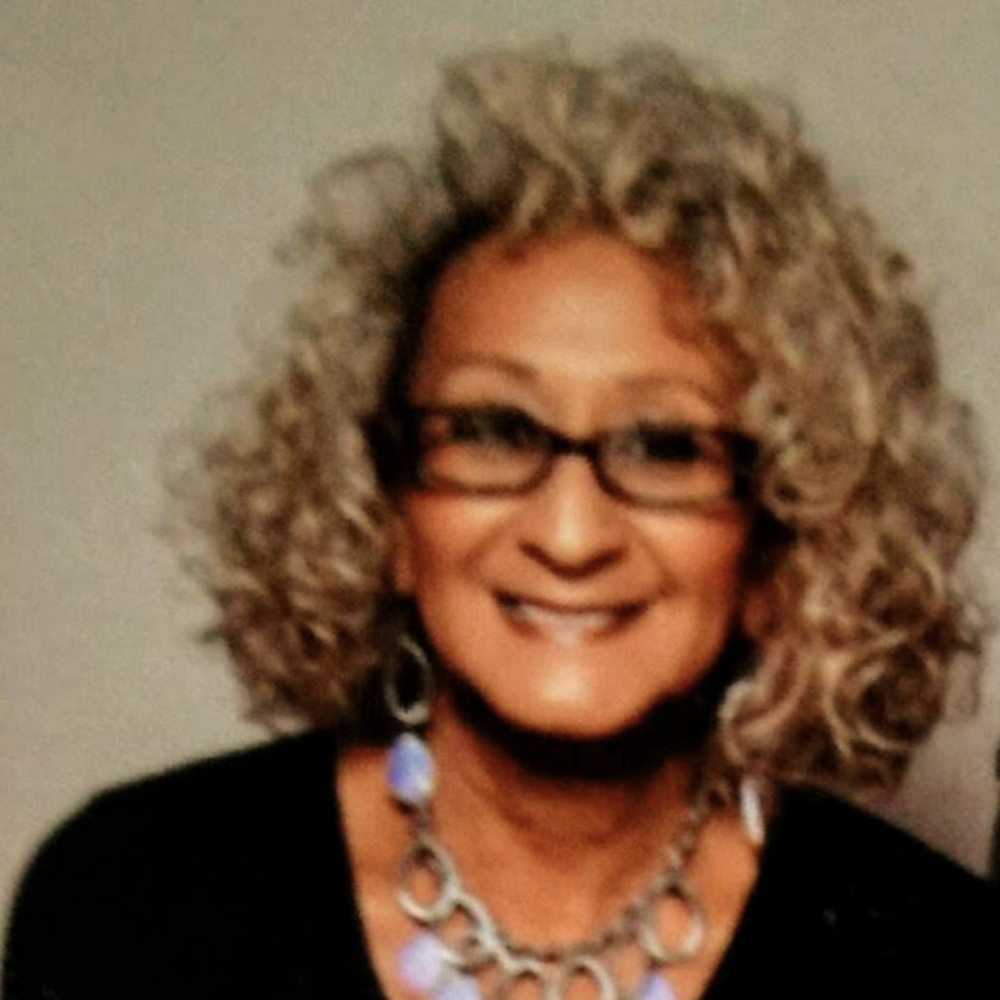 Meet your Posher, Pam